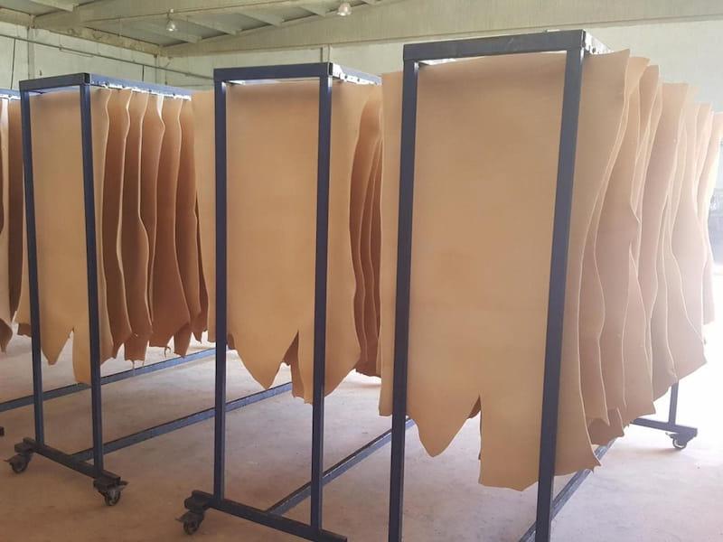 How to identify high-quality sole leather?